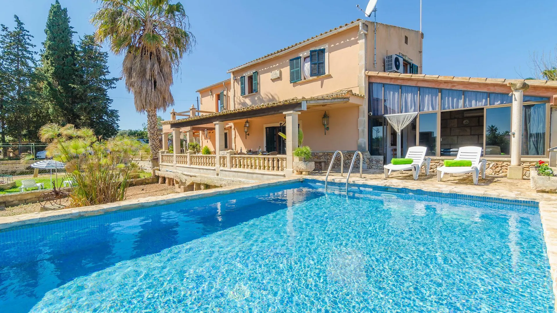 Florit Villa Muro Spanien