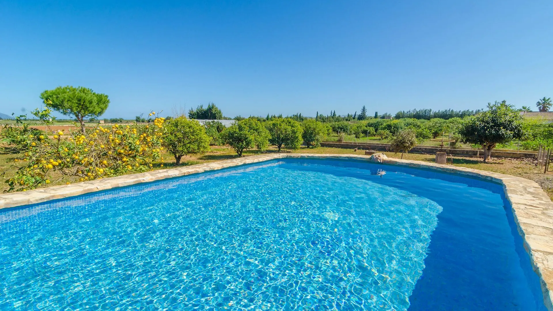 Florit Villa Muro 0*,